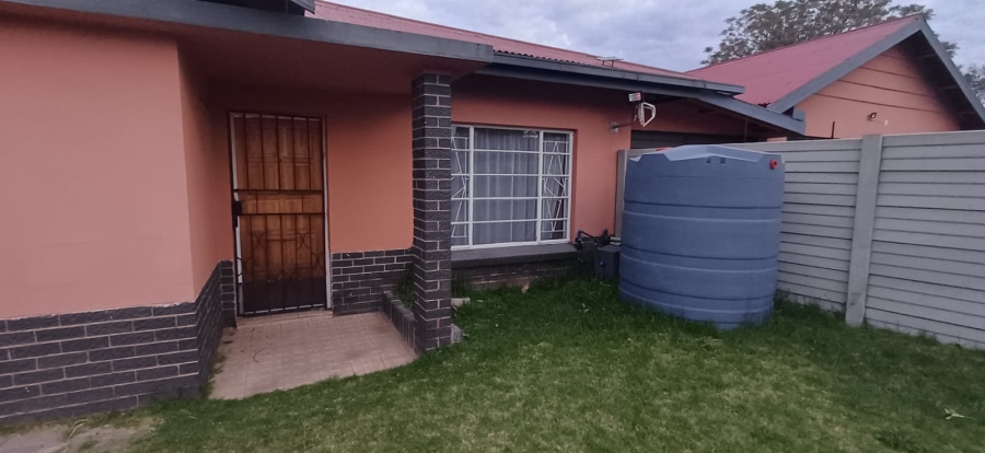 4 Bedroom Property for Sale in Morelig Free State